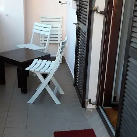 With A Parking Space - 17675